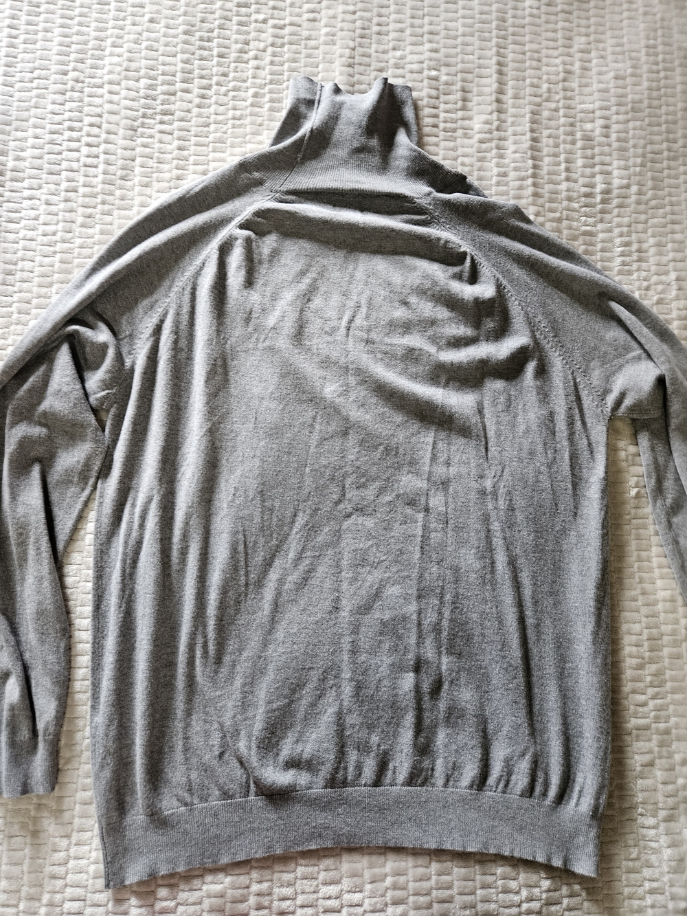 Men's Gray Turtleneck Sweater - Picture 6 of 8